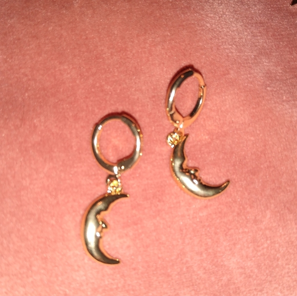 Gold Tiny Star Charm Chain Loop Dangle Stud Earrings Delicate Dainty Stars Loop - Picture 5 of 5